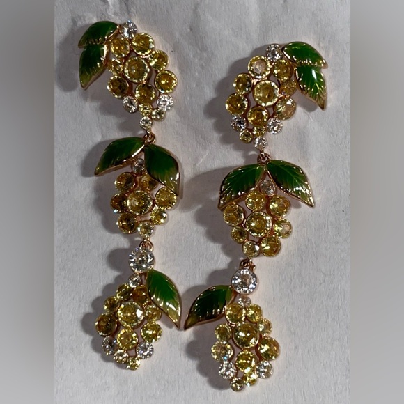 Bomb Party Market Fresh Grapes Dangle Earrings - Picture 8 of 11